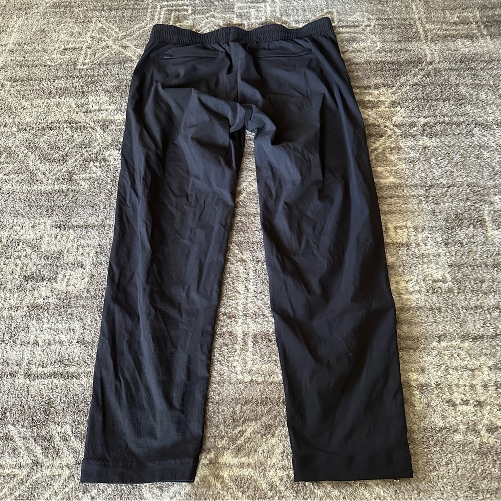 Athleta Mod Trekkie Crop Pants 16T Black - Picture 5 of 9